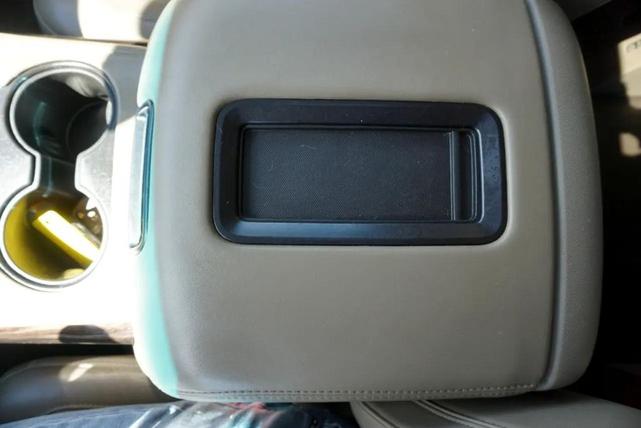 Photo of 2018 WHITE GMC Yukon XL