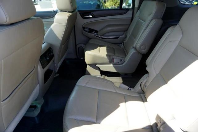 Photo of 2018 WHITE GMC Yukon XL