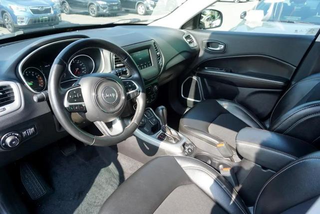 Photo of 2020 BLUE Jeep Compass