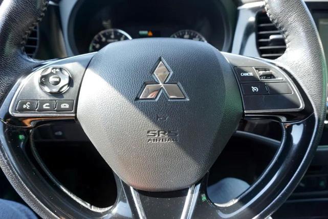 Photo of 2020 Alloy Silver Metallic Mitsubishi Outlander
