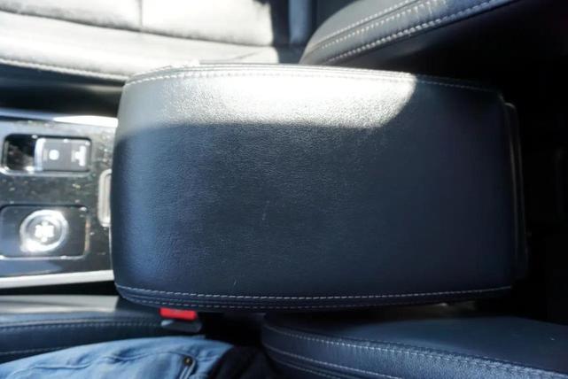 Photo of 2020 Alloy Silver Metallic Mitsubishi Outlander