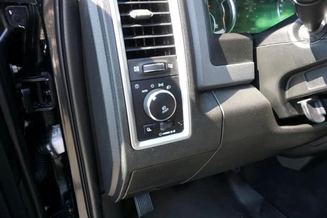 Photo of 2019 BLACK RAM 1500