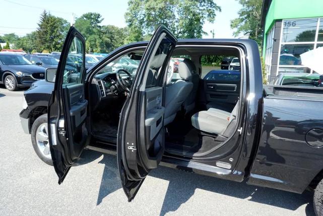 Photo of 2019 BLACK RAM 1500