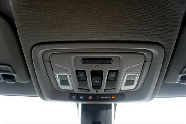 Photo of 2022 BLACK GMC Sierra 2500