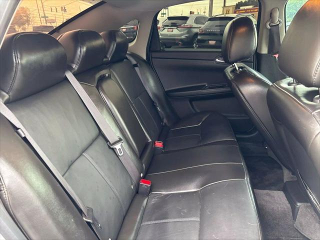 Photo of 2009 Silver Ice Metallic Chevrolet Impala