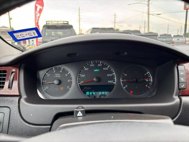Photo of 2009 Silver Ice Metallic Chevrolet Impala