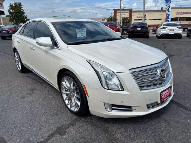 Photo of 2013 White Diamond Tricoat Cadillac XTS