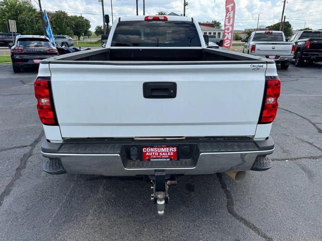 Photo of 2018 Summit White Chevrolet Silverado 3500