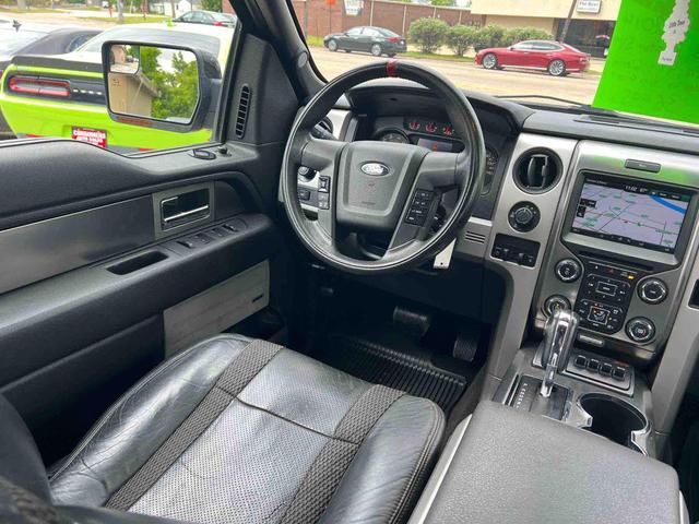 Photo of 2014 Tuxedo Black Metallic Ford F-150