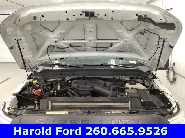 Photo of 2015 OXFORD WHITE Ford F-350
