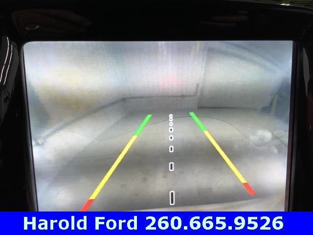 Photo of 2018 White Clearcoat Jeep Compass