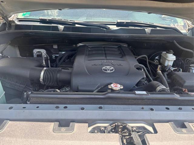 Photo of 2019 GRAY Toyota Tundra