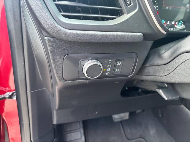 Photo of 2021 Rapid Red Metallic Tinted Clearcoat Ford Escape
