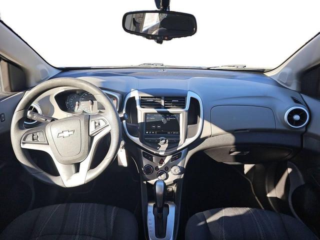 Photo of 2019 Kinetic Blue Metallic Chevrolet Sonic