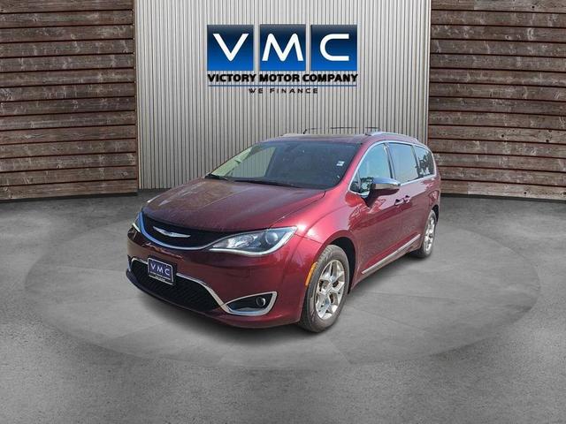 Photo of 2019 Velvet Red Pearlcoat Chrysler Pacifica