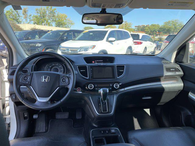 Photo of 2016 White Diamond Pearl Honda CR-V