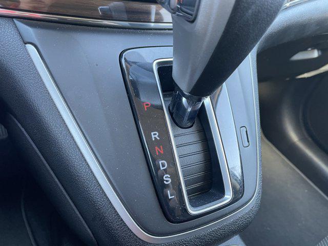 Photo of 2016 White Diamond Pearl Honda CR-V