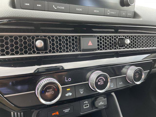 Photo of 2023 Lunar Silver Metallic Honda Civic