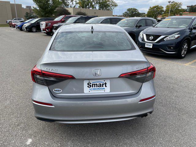 Photo of 2023 Lunar Silver Metallic Honda Civic