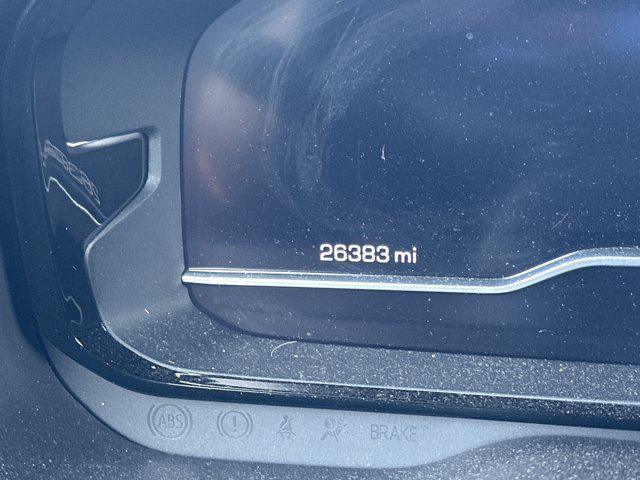 Photo of 2023 Volcanic Red Tintcoat GMC Yukon