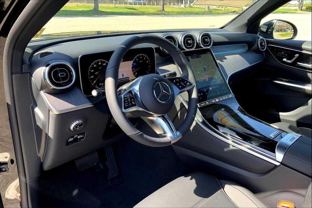 Photo of 2025 Black Mercedes-Benz GLC 300
