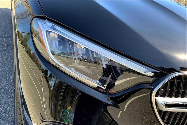 Photo of 2025 Black Mercedes-Benz GLC 300