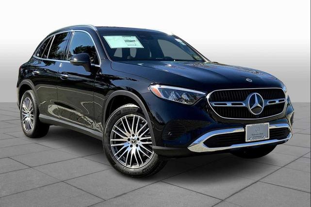 Photo of 2025 Black Mercedes-Benz GLC 300