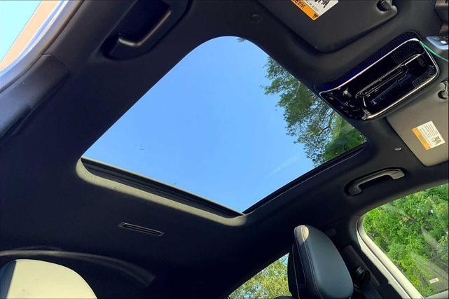 Photo of 2026 922/Cirrus Silv Mercedes-Benz GLC 300