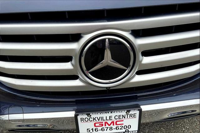 Photo of 2025 Twilight Blue Metallic Mercedes-Benz GLS 450