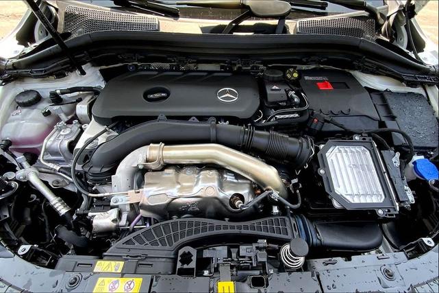 Photo of 2025 Polar White Mercedes-Benz GLA 250