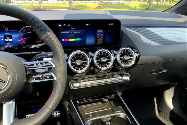 Photo of 2025 Polar White Mercedes-Benz GLA 250