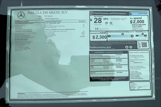Photo of 2025 Polar White Mercedes-Benz GLA 250