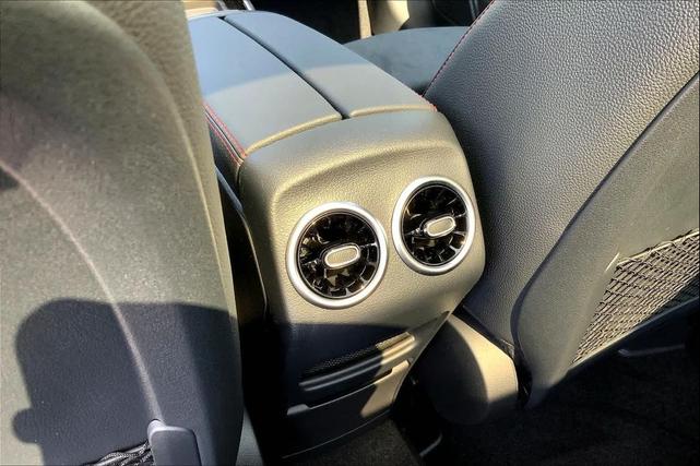 Photo of 2025 Polar White Mercedes-Benz GLA 250
