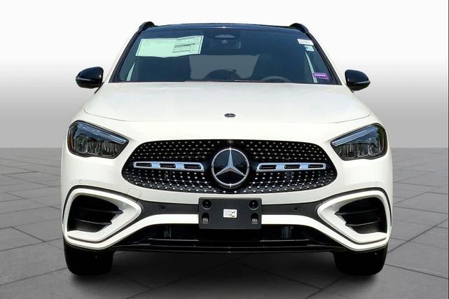 Photo of 2025 Polar White Mercedes-Benz GLA 250