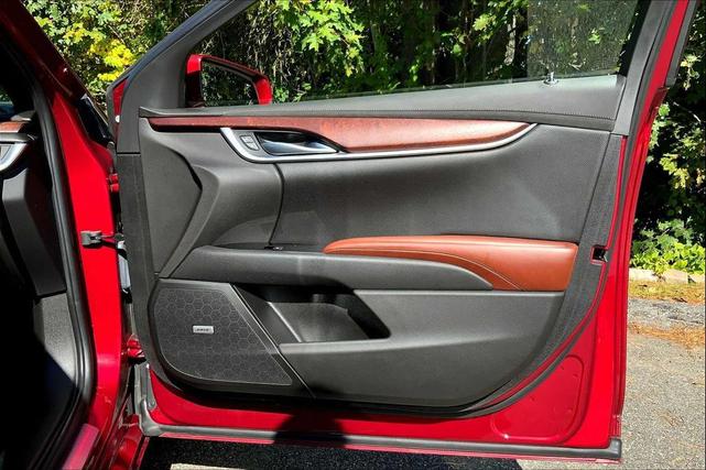 Photo of 2018 Red Horizon Tintcoat Cadillac XTS
