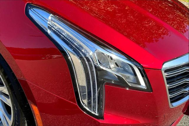 Photo of 2018 Red Horizon Tintcoat Cadillac XTS