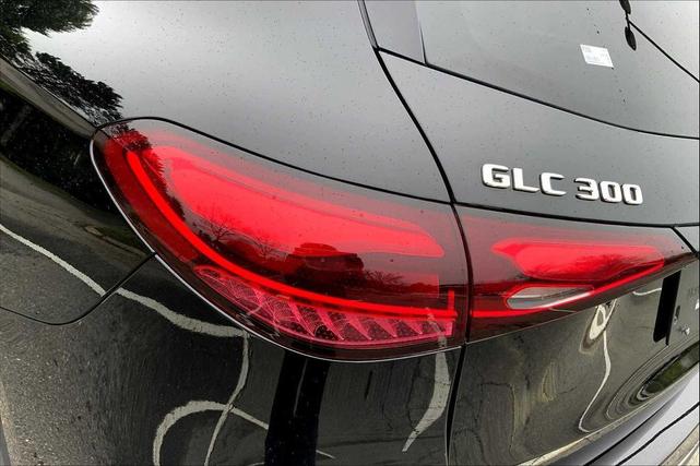 Photo of 2024 Black Mercedes-Benz GLC 300