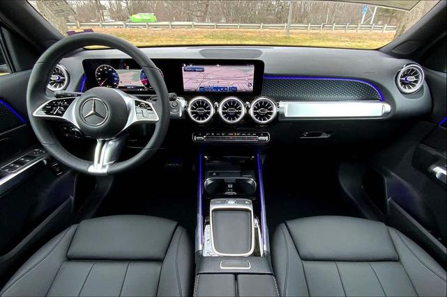 Photo of 2025 Night Black Mercedes-Benz GLB 250