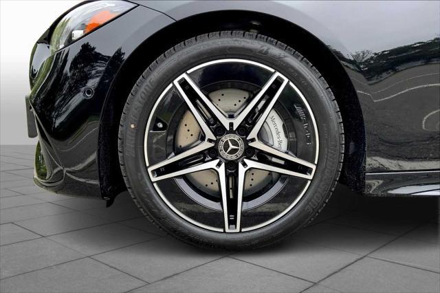 Photo of 2025 040/Black Mercedes-Benz C-Class