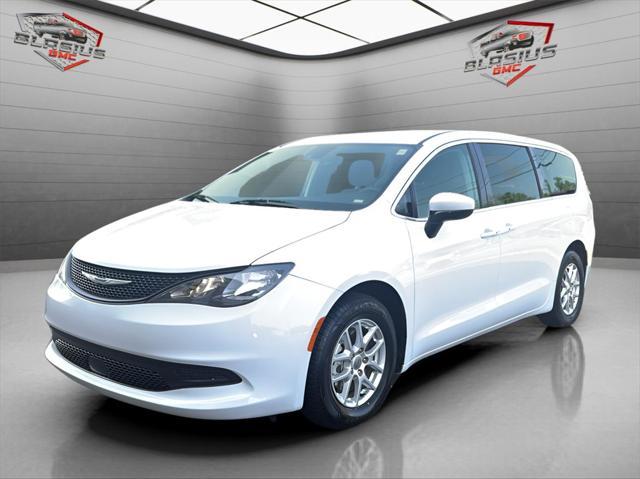 2023 Chrysler Voyager