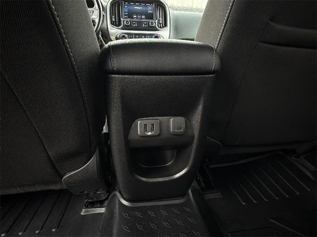 Photo of 2022 Dynamic Blue Metallic GMC Canyon