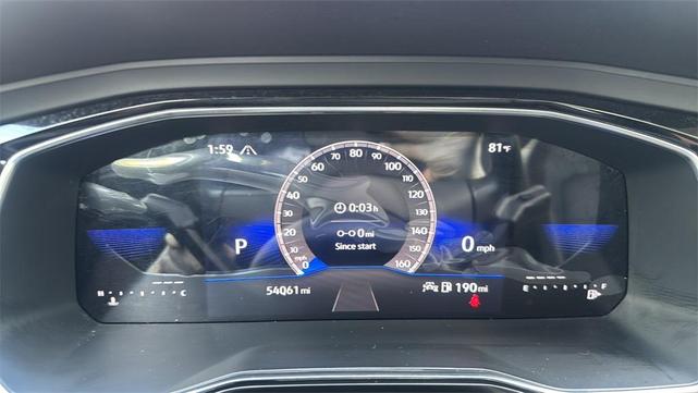 Photo of 2024 Platinum Gray Metallic Volkswagen Jetta