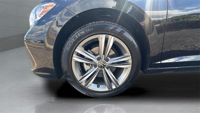 Photo of 2024 Platinum Gray Metallic Volkswagen Jetta