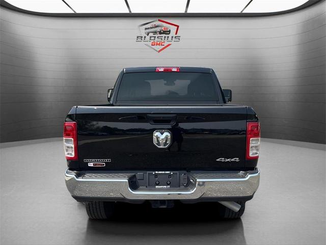 Photo of 2024 Diamond Black Crystal Pearlcoat RAM 2500
