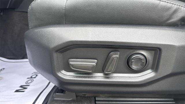Photo of 2024 Wind Chill Pearl Toyota Tundra Hybrid
