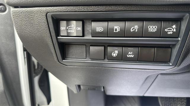 Photo of 2024 Wind Chill Pearl Toyota Tundra Hybrid