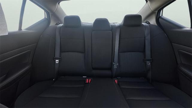 Photo of 2023 Pearl White Tricoat Nissan Altima