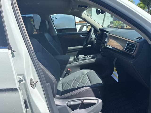 Photo of 2025 Pure White Volkswagen Atlas