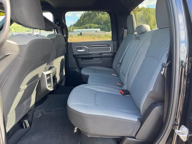 Photo of 2022 Diamond Black Crystal Pearlcoat RAM 2500