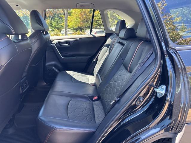 Photo of 2020 Midnight Black Metallic Toyota RAV4